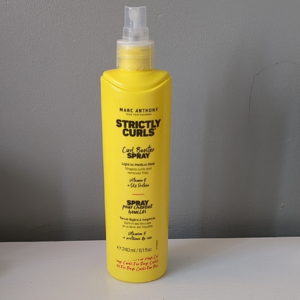 Marc Anthony Strictly Curls Curl Enhancer in Yellow